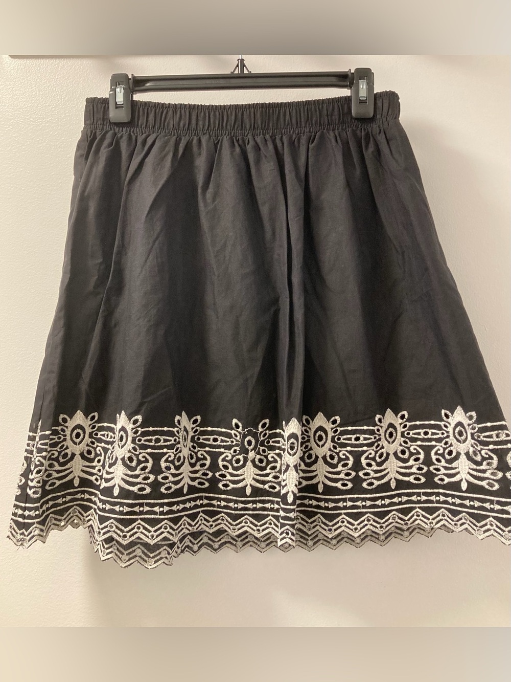 NWT Max Studio Embroidered Cotton Skirt M